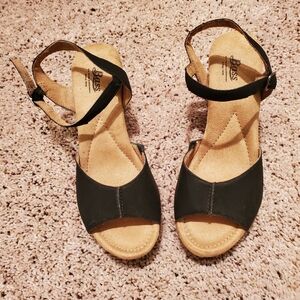 G.H. Bass& Co Black Cork Wedge Sandals